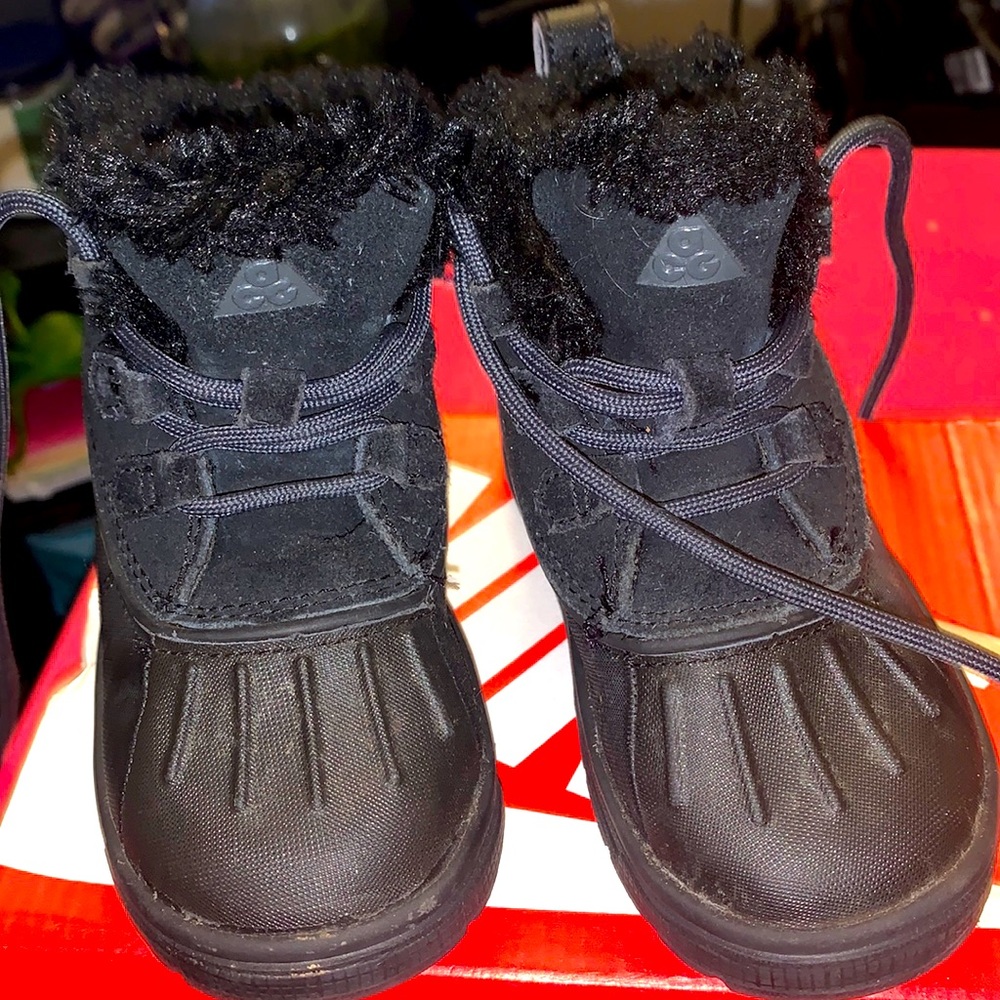 Nike Boots